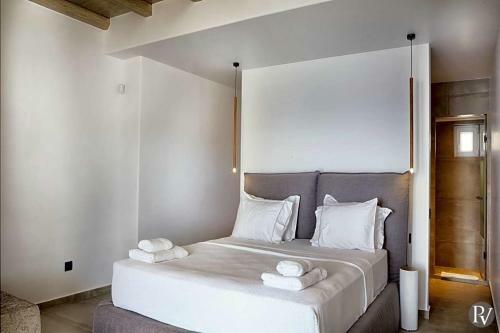 Agrari Villa Sleeps 24 With Pool Air Con And Wifi