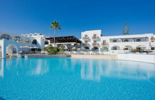 Hotel Oceanis Beach & Spa Resort