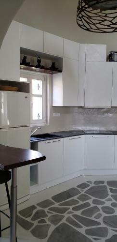 Apartamento Pleiades Modern Apt With Shared Pool In Ornos!