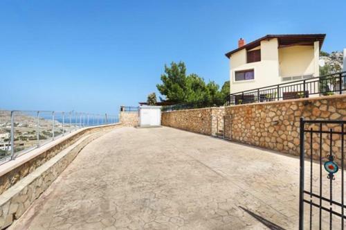 Villa St Nicholas