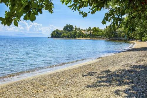 Dassia Villa Sleeps 8 Pool Wifi