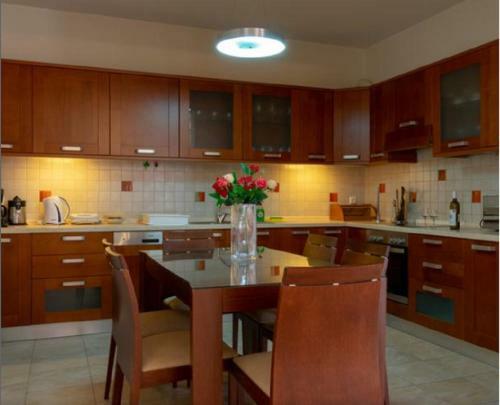 Villa Rosa 1 , Dassia , Corfu