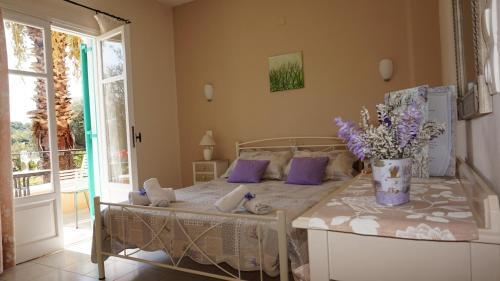 Artemis Apartments ( Yiannis House)