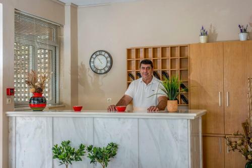 Theos Holidays Apartments