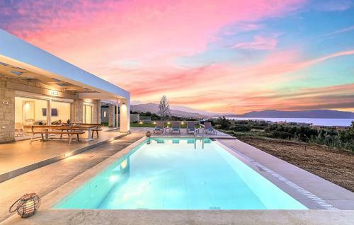 Vista Mare Villas Heated Pool