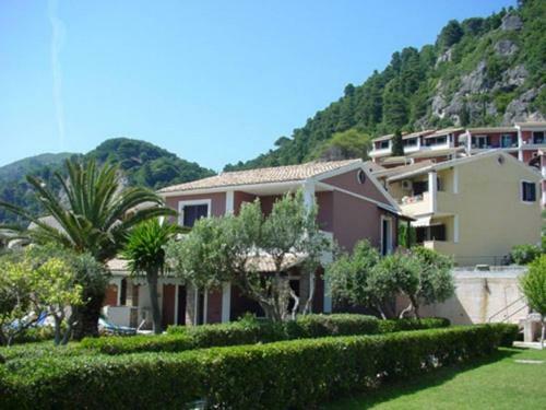 Glyfada Beachfront Apartment A3g 58a