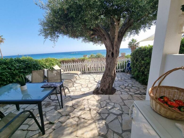 Corfu Glyfada Beachfront Apartment 2