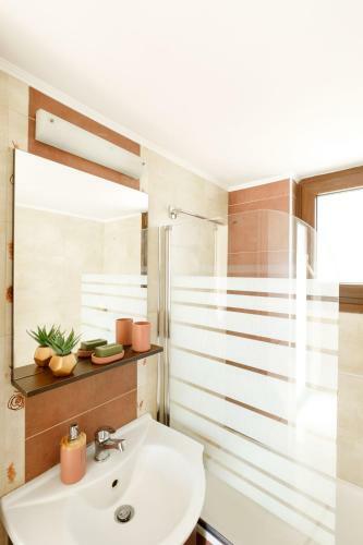 Sky Hill - "oak Wood" Exclusive Apartment