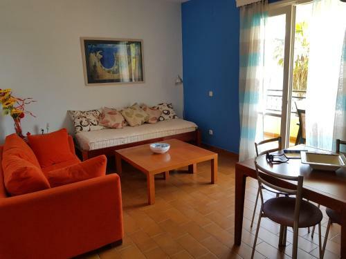 Corfu Glyfada Beachfront Apartment 7