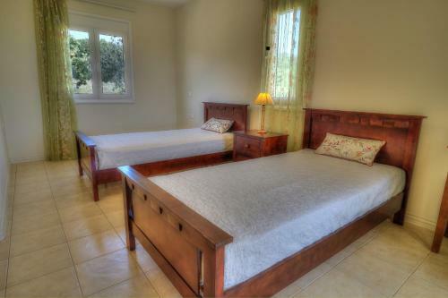 Hloi- Gerani Villas With Private Pooi