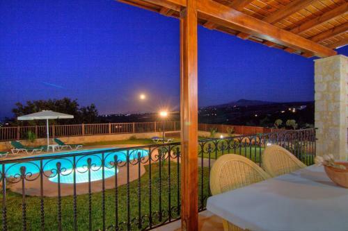 Hloi- Gerani Villas With Private Pooi