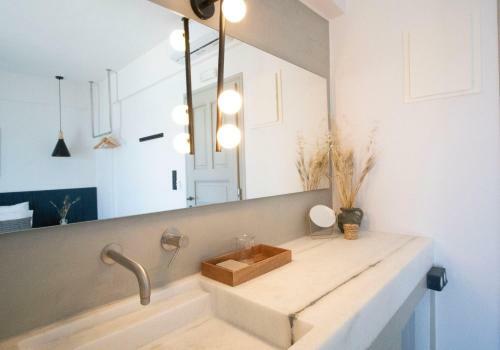 Hotel Magoo Suites