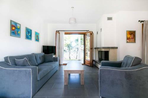 Filyra Private Beach Villa