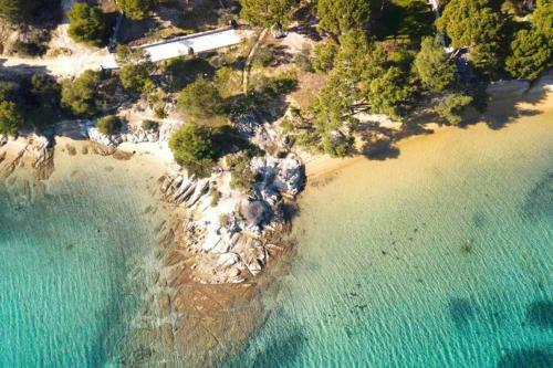 Filyra Private Beach Villa