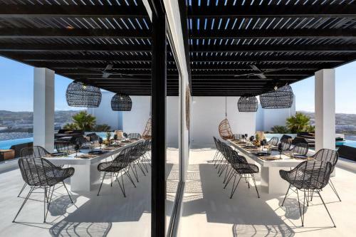 Psarou Black Villa 2