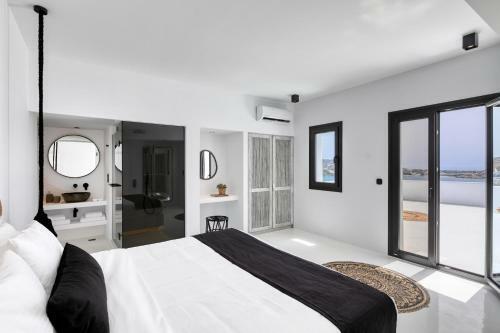 Psarou Black Villa 2