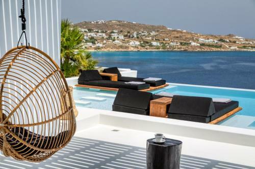 Psarou Black Villa 2