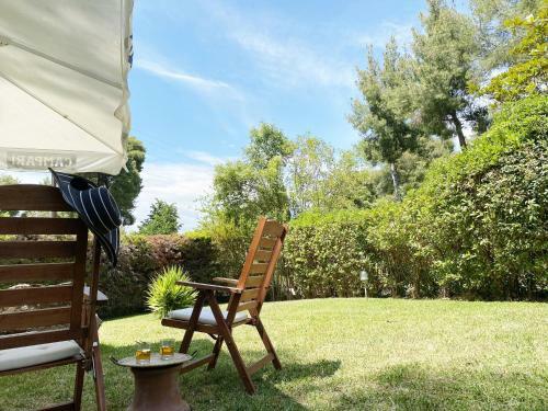 Peekaboo Shared Pool Villa