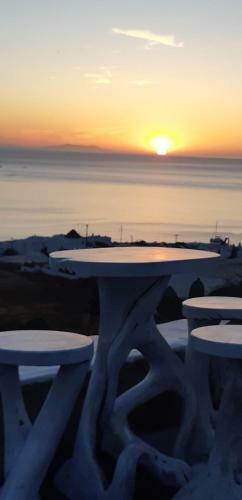 Hostal Vougli View