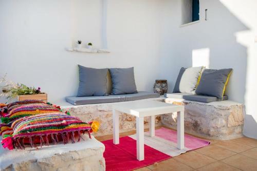 Liber Villas Paros