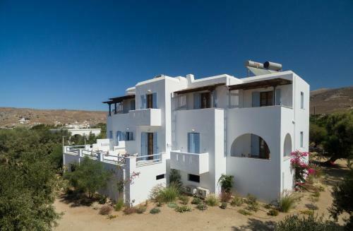 Bluefox Apartments