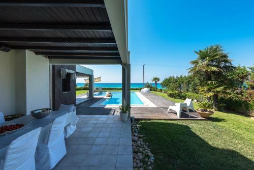 #luxlikehome - Villa Glamour Posidi