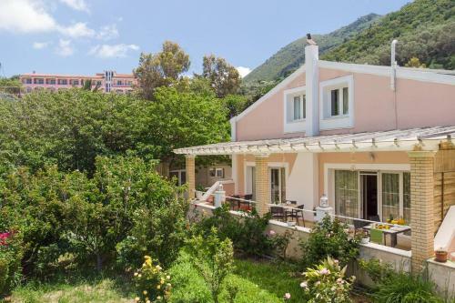 Kandria Golf & Beach Villa