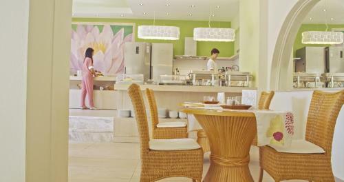 Waterlily Hotel Apartments