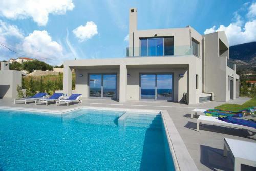 Villa Trapezaki Bay View