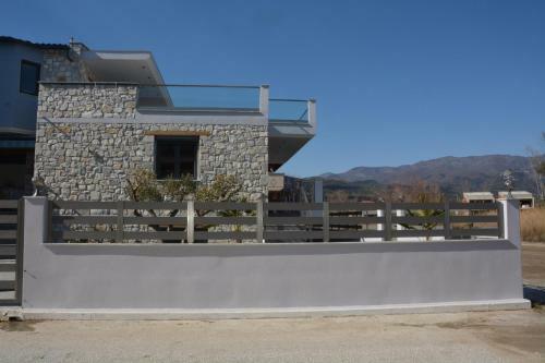 Pegasus Sea View Luxury Apartments