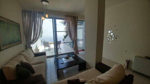Luxury Villa Ariadni