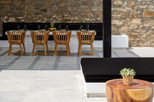 Hotel Ftelia Black Villas