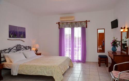 Hostal Manos Studios