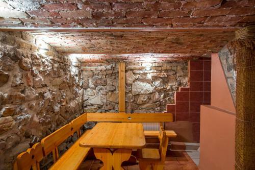 Augustine Hotel
