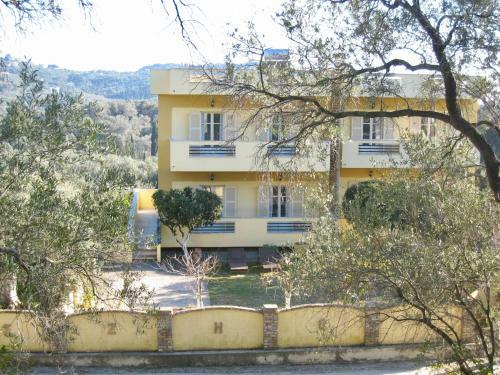 Villa Elaionas Guesthouse