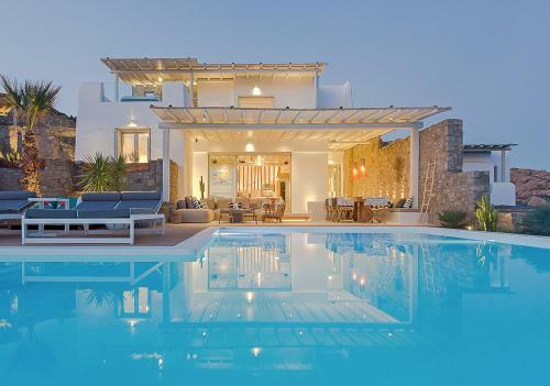 Villa In Elia Sleeps 14 Includes Swimming Pool And Air Con 8
