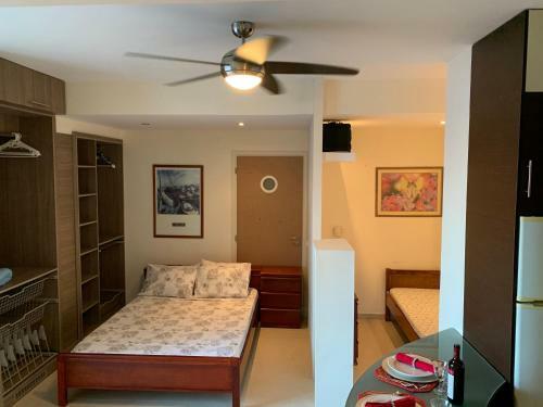 Apartamento Theseus Sea Side Studio With Private Beach!