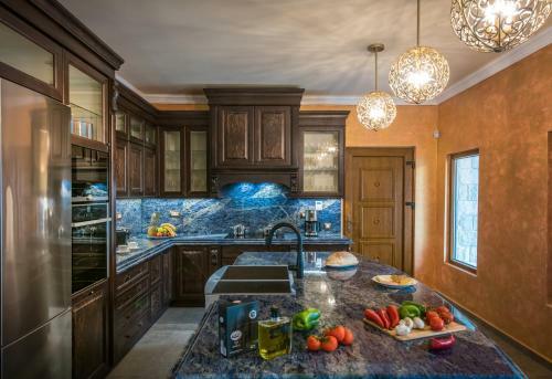 Villa Kastello Kalliste, Wine Dark Sea Villas