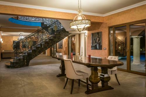 Villa Kastello Kalliste, Wine Dark Sea Villas