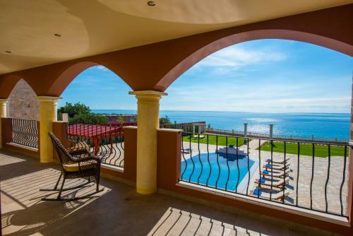 Villa Kastello Kalliste, Wine Dark Sea Villas