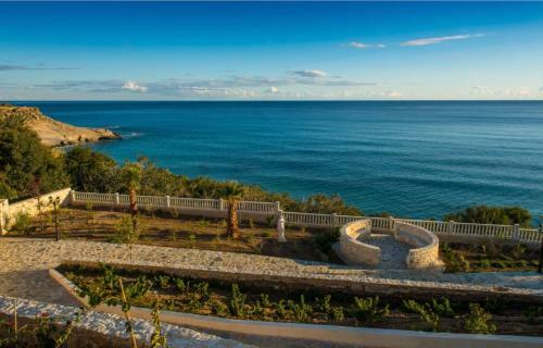 Villa Kastello Kalliste, Wine Dark Sea Villas