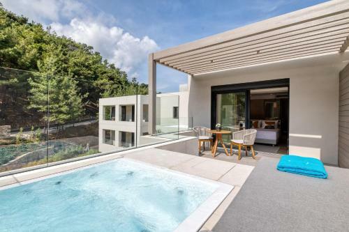 Hotel Vathi Cove Luxury Resort & Spa