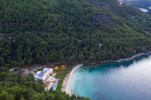 Hotel Vathi Cove Luxury Resort & Spa