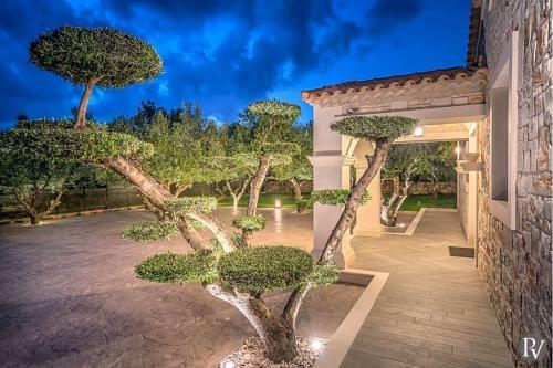 Limni Keriou Villa Sleeps 8 Wifi