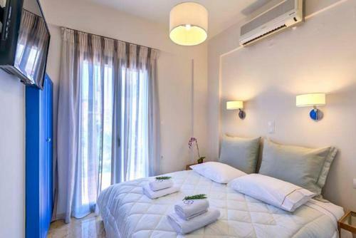 Tersanas Luxury Three-bedroom Villas