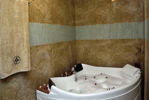 Tersanas Luxury Three-bedroom Villas