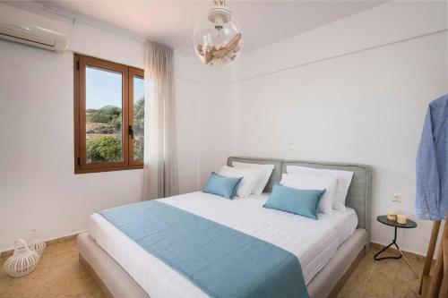 Tersanas Luxury Three-bedroom Villas