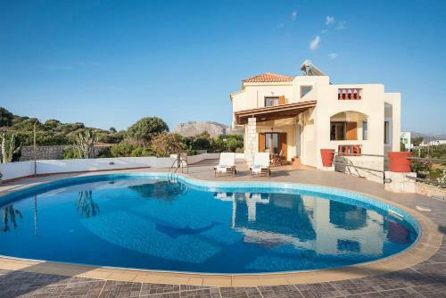 Tersanas Luxury Three-bedroom Villas