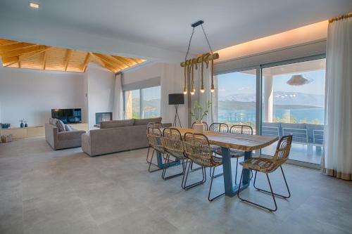 Rachi Sea View White Villa
