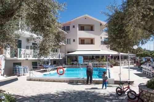 Hotel Nikiana Beach Resort